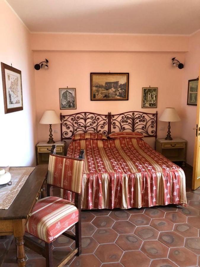 陶尔米纳La Capanna Di Giuseppe E Maria住宿加早餐旅馆 外观 照片
